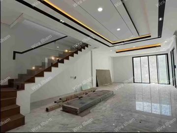 Private Pool Rumah Mewah di Cilandak Jakarta Selatan
