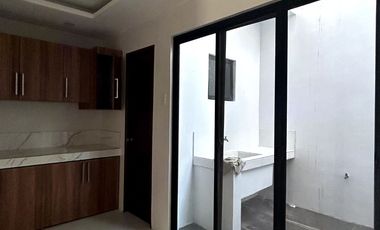 For Sale 4-Bedroom Duplex House and Lot Mutinlupa City -  R0509
