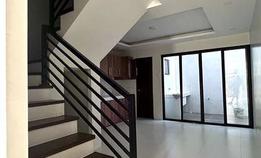For Sale 4-Bedroom Duplex House and Lot Mutinlupa City -  R0509
