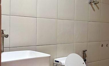 For Sale 3-Bedroom House and Lot Mutinlupa City -  R0510