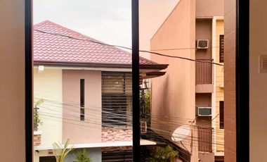 For Sale 3-Bedroom House and Lot Mutinlupa City -  R0510