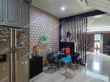 Komplek Golden Palace Jalan Bhayangkara Dekat Pancing