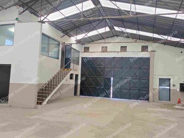 Bodega Comercial de 800 M2 Sobré Calzada Zaragoza