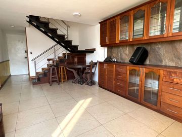 VENDO LINDO Y BIEN CONSERVADO, DEPARTAMENTO TRIPLEX MAS AZOTEA, DE 3 DORMITORIOS, VISTA EXTERNA