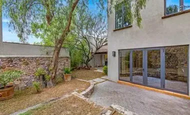 Casa Bamboo