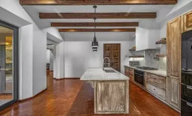 Casa Bamboo