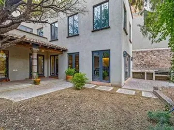 Casa Bamboo