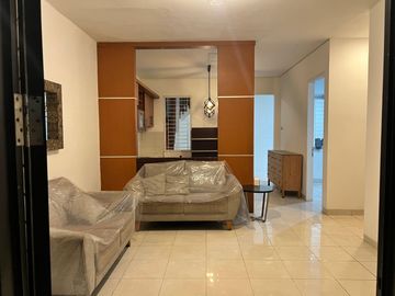 Dijual Rumah 2 Lantai Semi Furnished Di Neo Catalonia BSD City