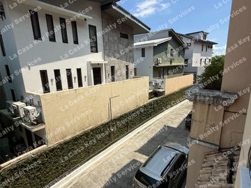 RUSH for Sale Two(2) Bedroom with Parking_Mckinley Hill Garden Villas