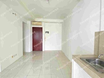 Disewakan unfurnish tipe 2br apartment mediterania garden residence 2,best view