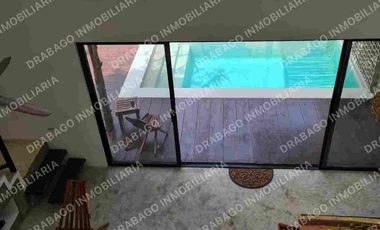 Casa en renta amueblada en región 15 a 2 cuadras de Av Kukulcán en tulum con alberca propia