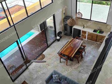 Casa en renta amueblada en región 15 a 2 cuadras de Av Kukulcán en tulum con alberca propia