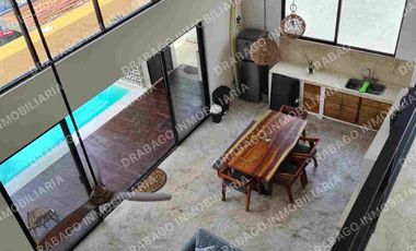 Casa en renta amueblada en región 15 a 2 cuadras de Av Kukulcán en tulum con alberca propia