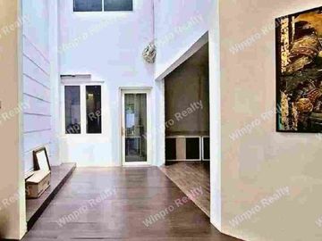Dijual rumah di Kebayoran Baru