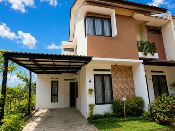 Rumah 2 Lantai Modern Minimalis Siap Huni di Kawasan Cirendeu