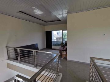 dijual rumah di baturan