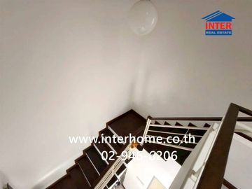 Two-story townhome, 22 sq.wa., Suetrong Cozy Village Phase 3, Kanchanaphisek Road (Rangsit-Nakhon Nayok Road), Thanyaburi, Pathum Thani.