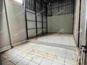 Di Jual/ Di Sewa Ruko Parkir Luas dan Siap Pakai di Cibitung Bekasi