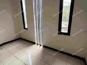 Di Jual/ Di Sewa Ruko Parkir Luas dan Siap Pakai di Cibitung Bekasi