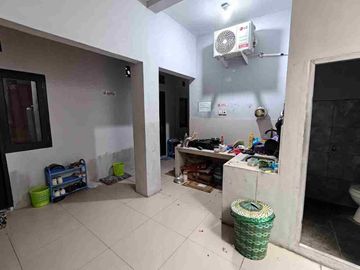 Kost Baru 2 Lantai  Full Furnish 20 Kamar Tidur Dekat Kampus UMS
