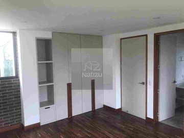 Casa campestre en Urbanización cerrada El Carmen de Viboral vía Rionegro