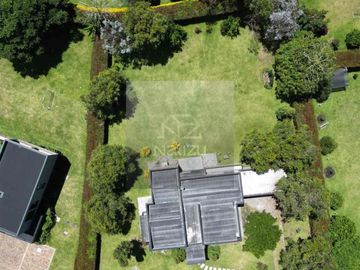 Casa campestre en Urbanización cerrada El Carmen de Viboral vía Rionegro