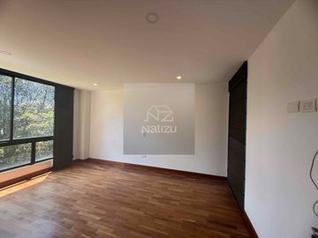 Casa campestre en Urbanización cerrada El Carmen de Viboral vía Rionegro