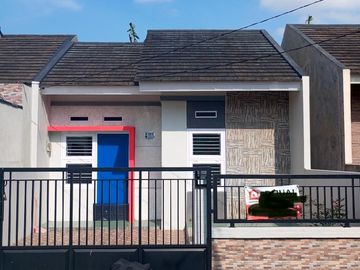Rumah Minimalis akses bagus dekat Grand Depok City