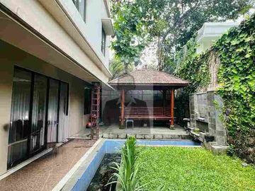 Dijual rumah view gunung cluster depan Sentul city Bogor