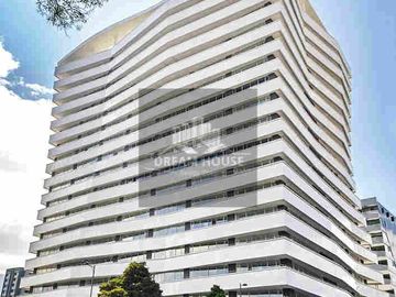Oficina en Renta Edificio Metropolitan, Sector La Carolina, Iñaquito, Quito