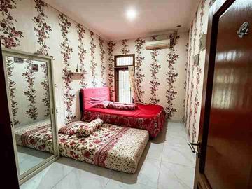 RUMAH DIJUAL BUMI MALAKA ASRI DUREN SAWIT JAKARTA TIMUR — 3,5 LANTAI, LT 135 M², 5+1 KT, SHM