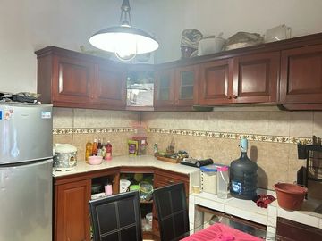 DIJUAL RUMAH SIAP HUNI DALAM KOMPLEK KIARA SARI BANDUNG