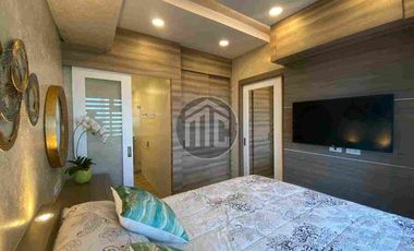 Fifth Avenue Place BGC - Interior Decorated 1 Bedroom unit
