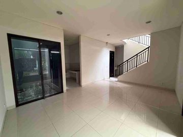 JUAL CEPAT BU Cluster Precia The Eminent BSD Rumah 2 Lantai Siap Huni SHM 2 M