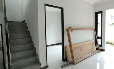 Dijual Rumah Minimalis Gress Baru Renovasi Wiyung Surabaya