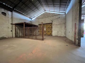 Disewa Gudang Bagus dan Lokasi Stratis di Kebomas Gresik