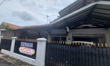 Disewakan Rumah Tebet Barat Dalam IV Jakarta Selatan