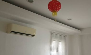 Modern 2 Bedroom Unit for Lease in Penhurst Parkplace, BGC, Taguig City