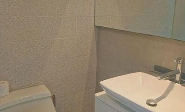 Modern 2 Bedroom Unit for Lease in Penhurst Parkplace, BGC, Taguig City
