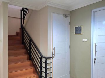Rumah Besar Premium Kelapa Gading – 3 Lantai, Cocok untuk Keluarga Besar