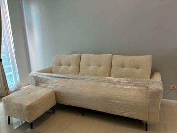 Fully Furnished 1 bedroom Unit with Balcony  at Blue Sapphire Residences