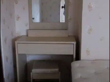 Disewakan Apartemen Gunawangsa MERR 2BR Terluas 52 m2 Full Furnished Tinggal Bawa Koper