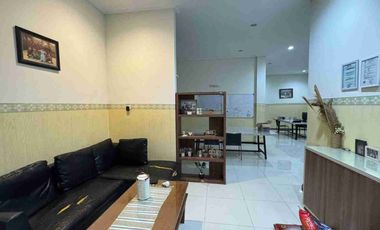 JUAL RUMAH TENGAH KOTA BISA  BELI JEJER 2