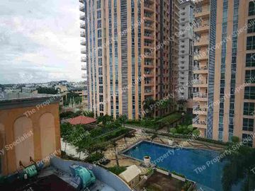 For Sale 1 Bedroom unit with balcony at Venice Luxury Residences McKinley Hill Fort Bonifacio Taguig