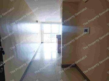 For Sale 1 Bedroom unit with balcony at Venice Luxury Residences McKinley Hill Fort Bonifacio Taguig