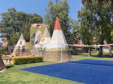 SE VENDE Campamento Infantil