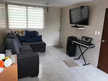 Casa en venta en Bosques de Aragon, Ciudad Nezahualcóyotl, Estado de México