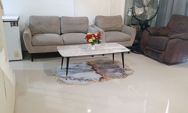 Disewakan Rumah Royal Residence Furnish  Cluster Oakwood Area Wiyung
