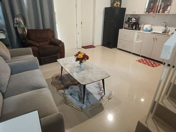 Disewakan Rumah Royal Residence Furnish  Cluster Oakwood Area Wiyung