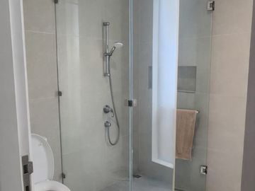 Dijual Rumah Full Furnish Cakep di Riviera Puri Metland
